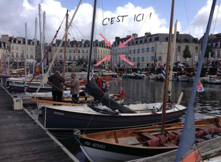 Vue Imprenable Sur Le Port, Charmant Et Clair! Vannes Bagian luar foto